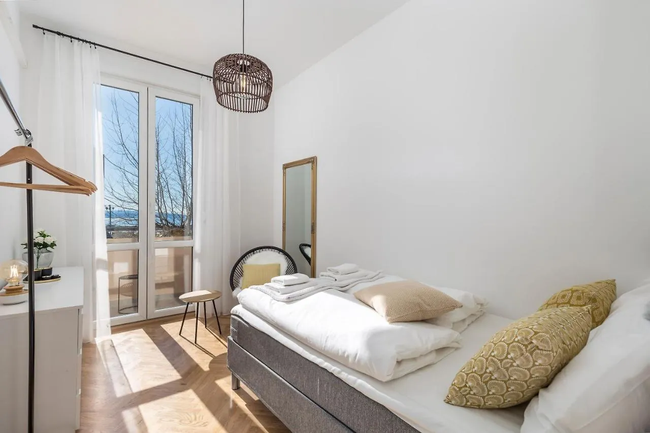 Apartment Bella 36 Rijeka 0*,